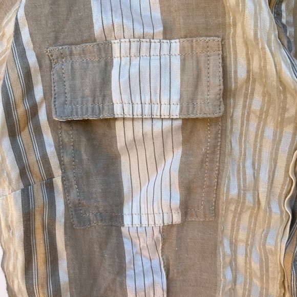 Mossimo Women’s L/S Button Down Shirt - Picture 3 of 8